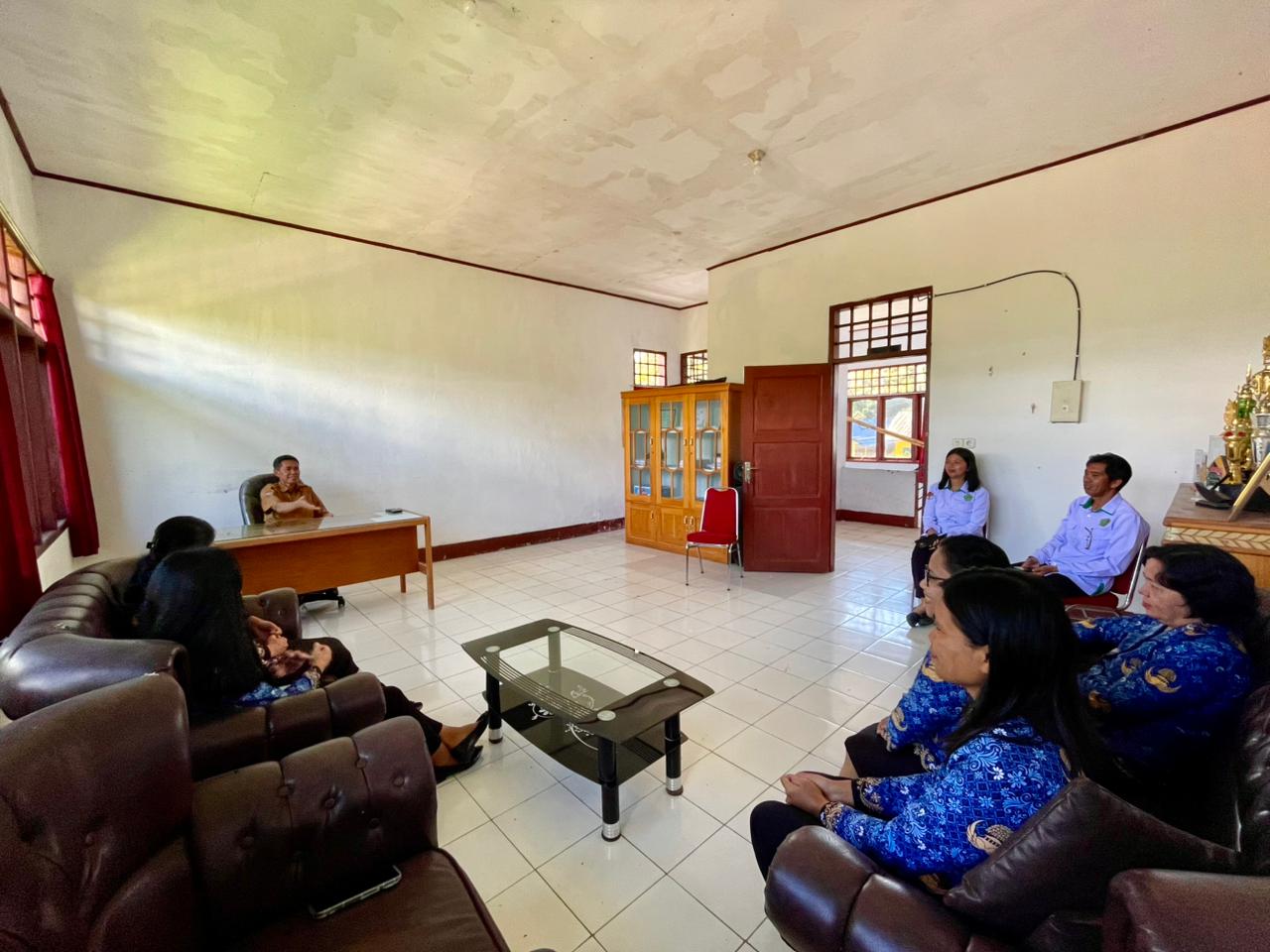 Perkuat Lintas Sektoral Program Pembinaan, Penyuluh Agama Kristen dan Pemerintah Kecamatan Mengkendek Gelar Diskusi Bersama