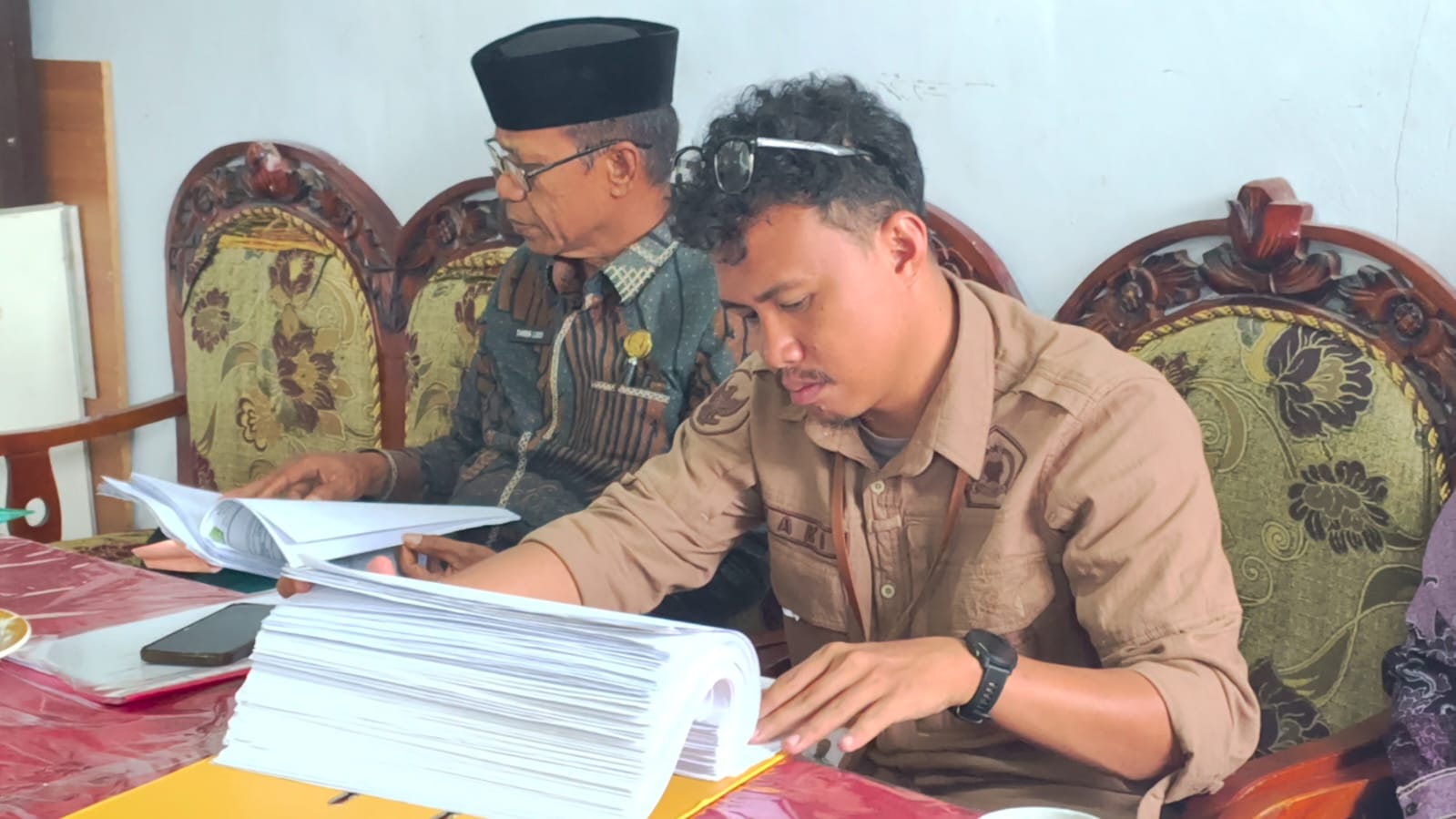 Plt. Kepala Seksi Pendidikan Islam Kemenag Kab.Tana Toraja Pimpin Tim Monev Laksanakan Monitoring dan Evaluasi Dana BOS di MIN 2 Tana Toraja